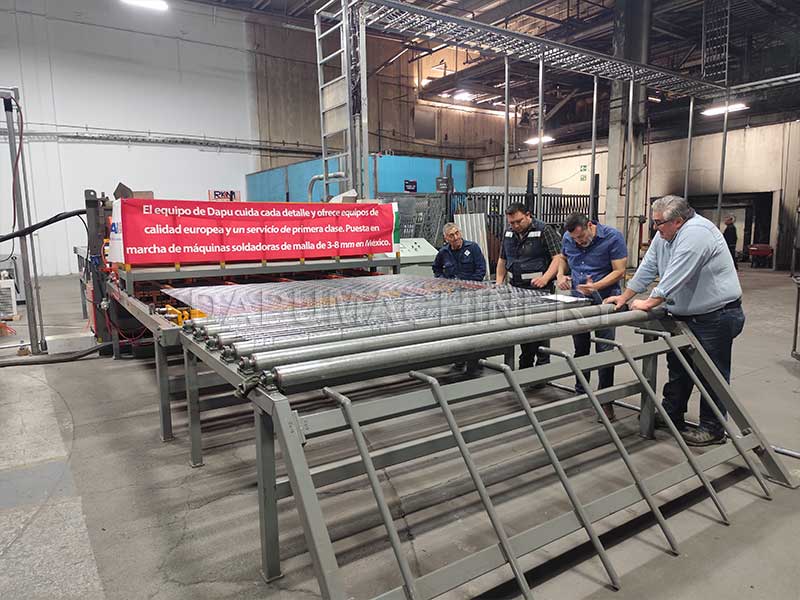 Mexico-welded-mesh-welding-machine A Mexican client purchased a welded wire mesh machine for a guardrail fencing project