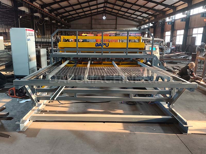 JIAKE turnkey BRC construction mesh production line with wire drawing machine, GT3-8 straightening cutter, and 3-6mm welding machine in Brazil.