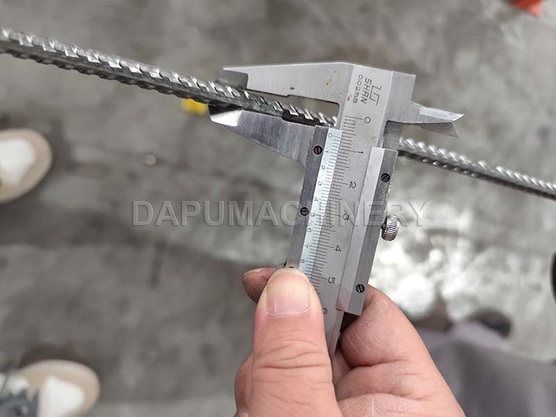 Bundles of finished 7mm 3-ribbed rebar bars cut to 3m-6m lengths in India